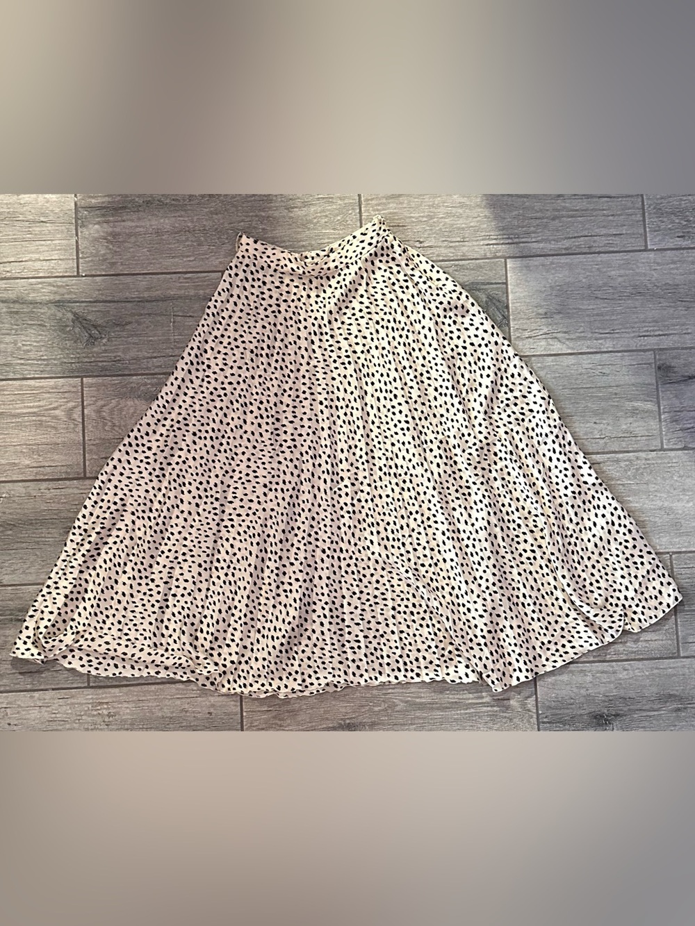 Zara Dalmatian Spot Flowy Midi Skirt 🖤🐾